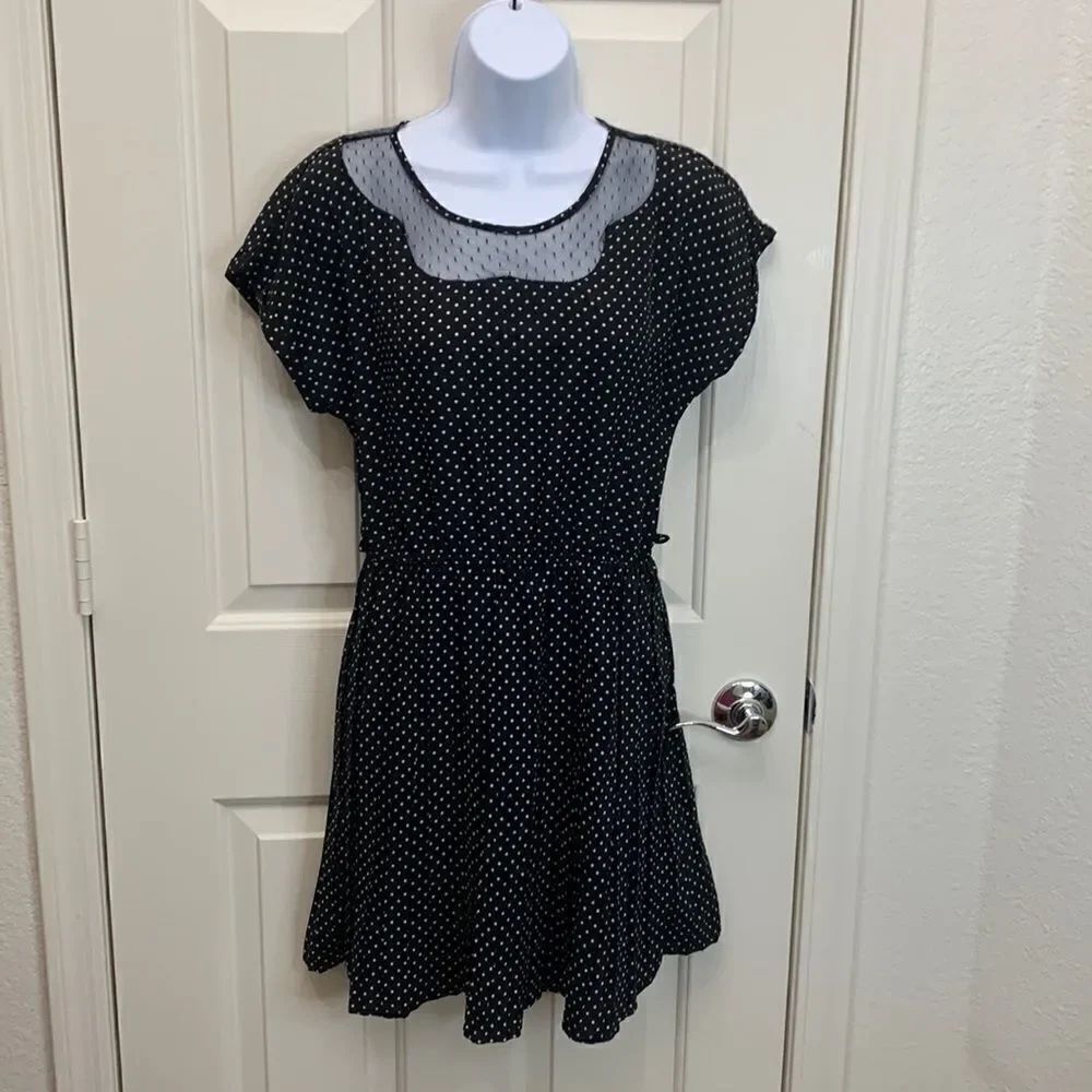 Lace Scoop Neck Short Sleeve Black White Polka Dot Woman’s Mini Dress